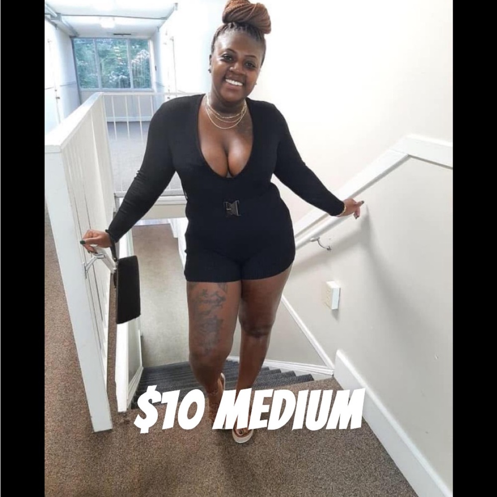 Women's Black V-Neck Top